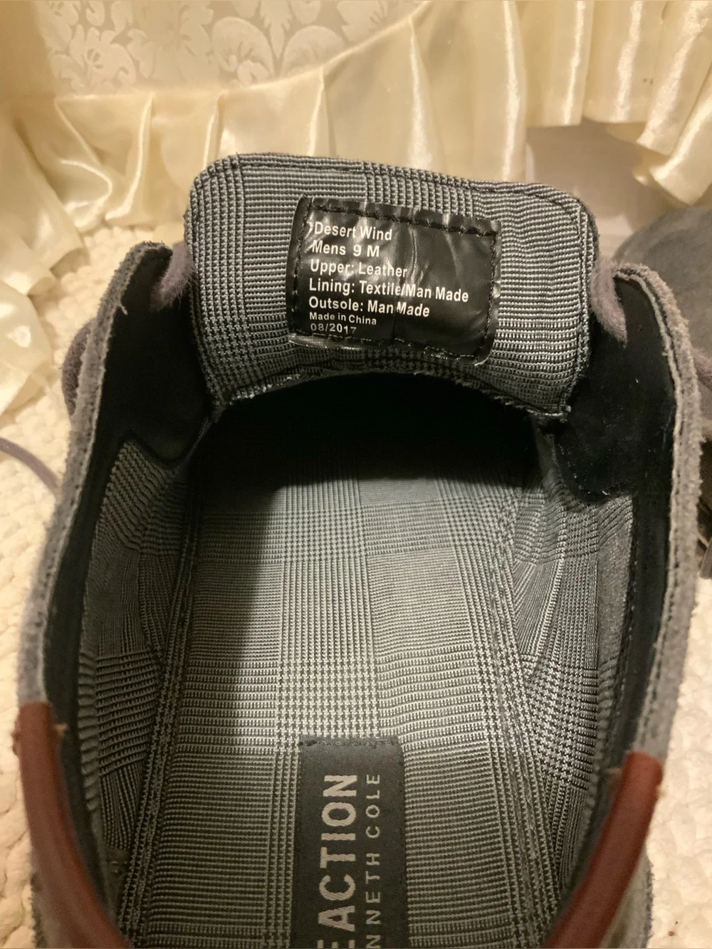 KENNETH COLE